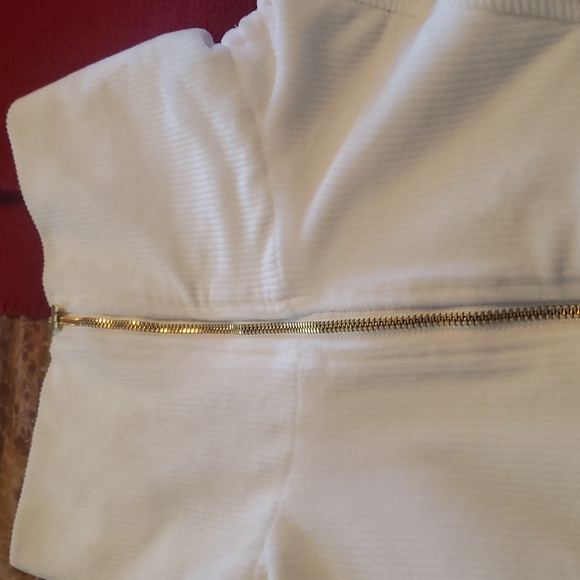 Halston Zip Jacket - Picture 4 of 4